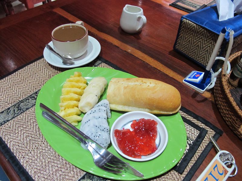 hotel okay 1 siem reap cambogia-colazione 2