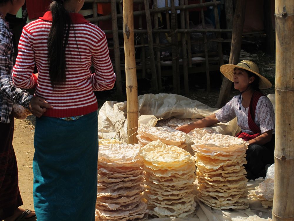 9riso soffiato sul lago inle